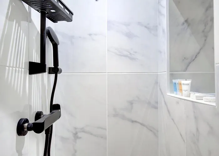 544 Champignon - Superb Sacre-coeur Appartement *